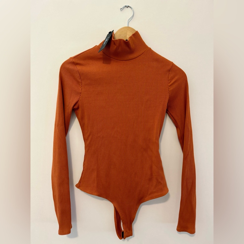 Woman’s NWT Lulu’s Burnt Orange Bodysuit